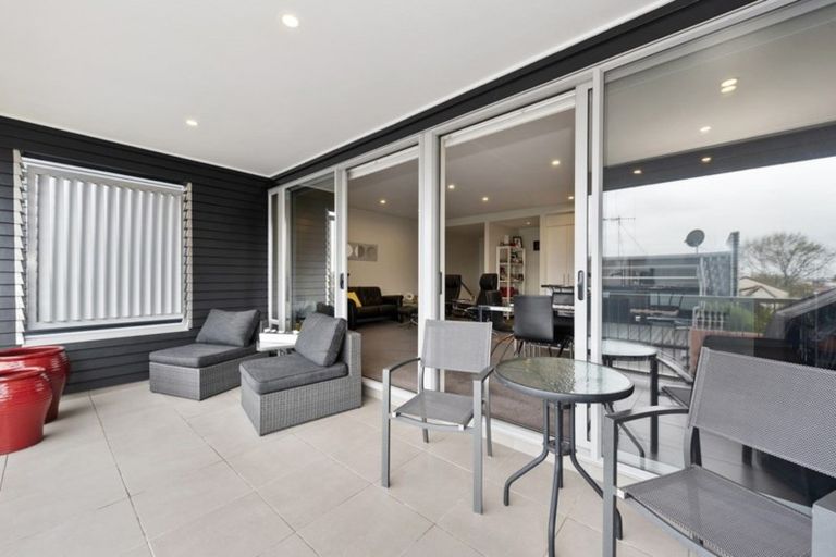 Photo of property in 23u7 Marama Street, Frankton, Hamilton, 3204