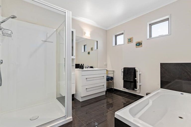 Photo of property in 1 Richard Seddon Drive, Northwood, Christchurch, 8051