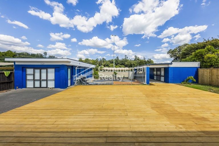 Photo of property in 32 Beach Road, Pahurehure, Papakura, 2113