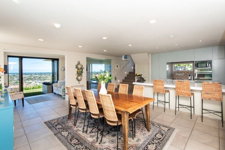 Photo of property in 47 Cumberland Rise, Taradale, Napier, 4112