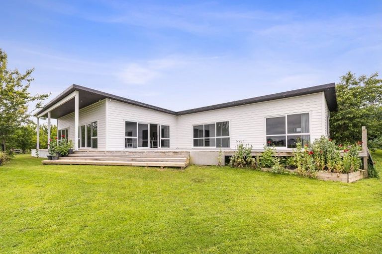 Photo of property in 44a Mountain View Drive, Manakau, Otaki, 5583