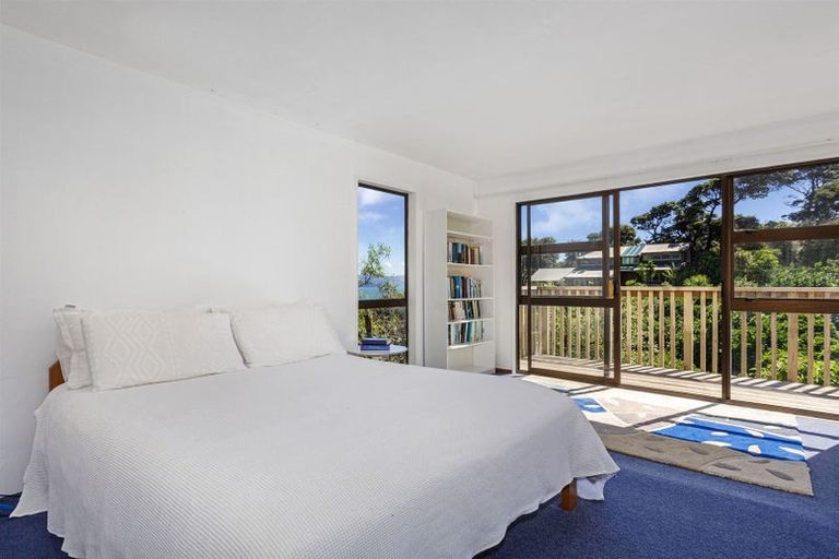 Photo of property in 30 Ngaumatau Road, Point Howard, Lower Hutt, 5013
