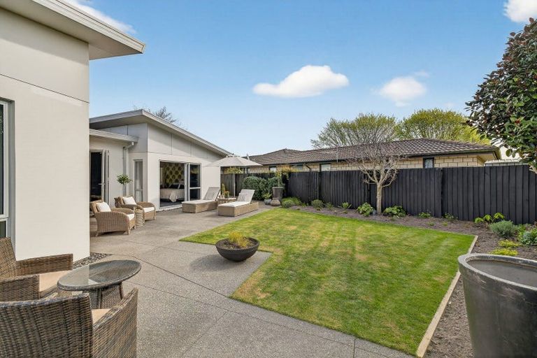 Photo of property in 35 Birkdale Drive, Shirley, Christchurch, 8061