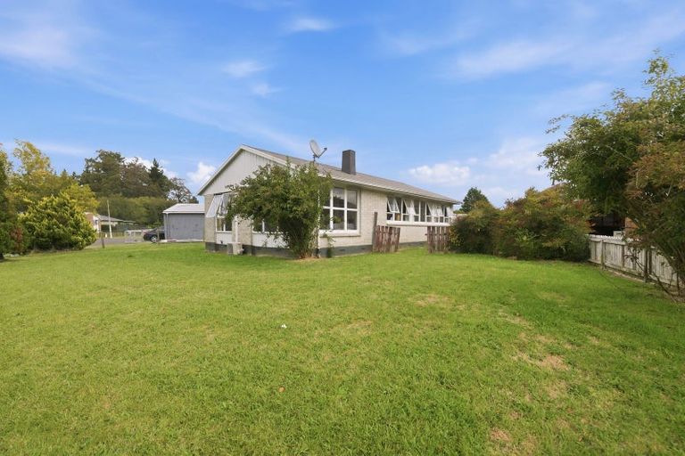 Photo of property in 42 Harold Crescent, Fordlands, Rotorua, 3015