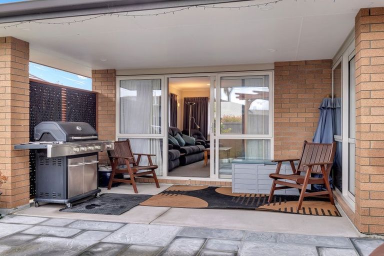 Photo of property in 21 Catchpole Place, Woodend, 7610