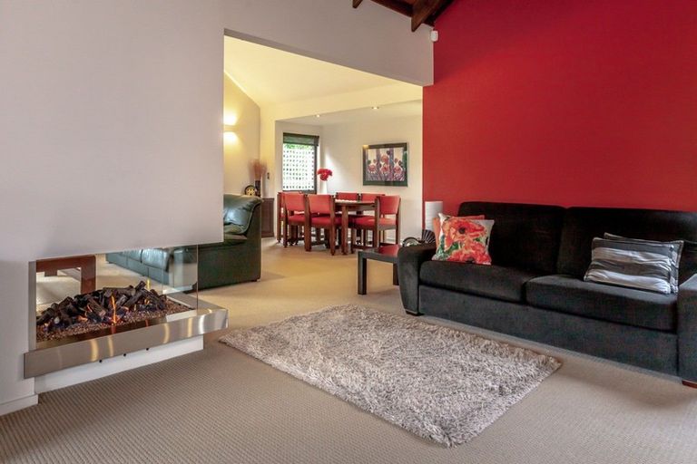 Photo of property in 104 Moore Place, Whangamata, 3620