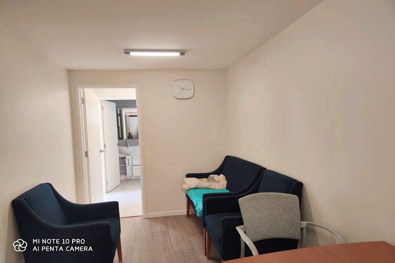 Photo of property in 57 Ayton Drive, Totara Vale, Auckland, 0629