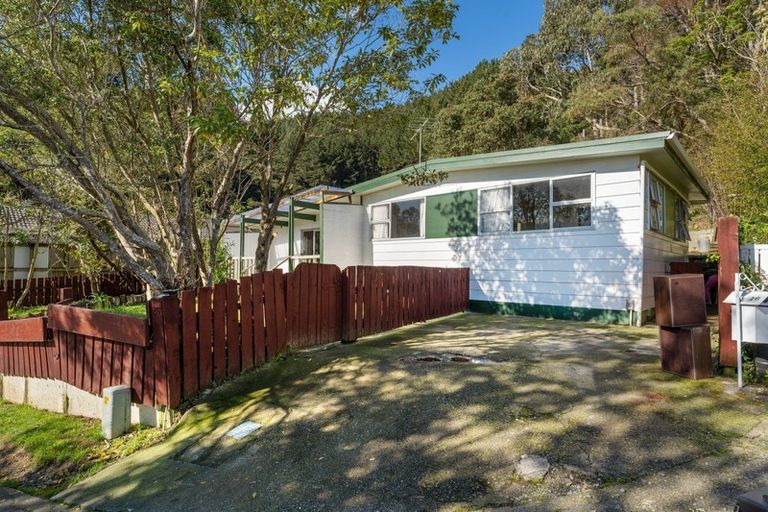 Photo of property in 26 Mamaku Street, Paraparaumu, 5032