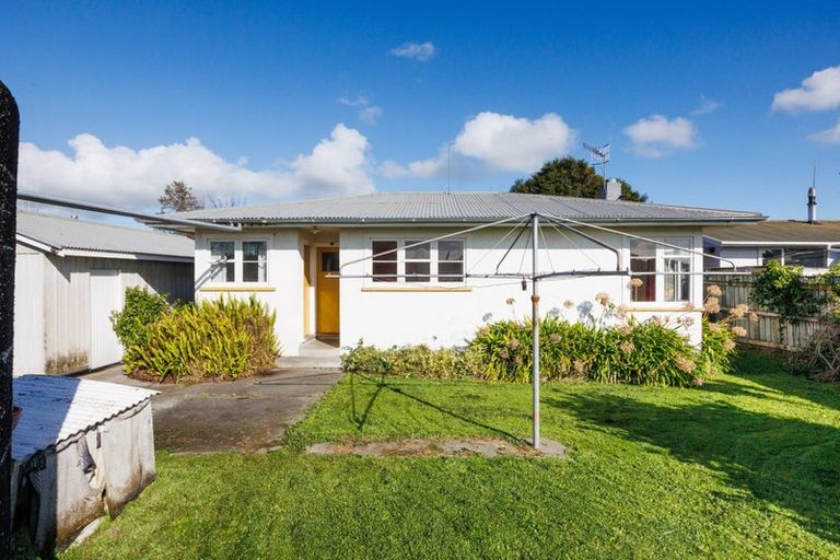 Photo of property in 41 Hedges Street, Sanson, 4817