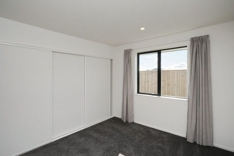 Photo of property in 16 Mabel Crescent, Halswell, Christchurch, 8025