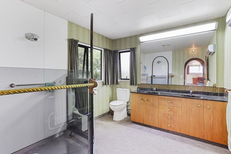 Photo of property in 80 Regency Crescent, Redwood, Christchurch, 8051