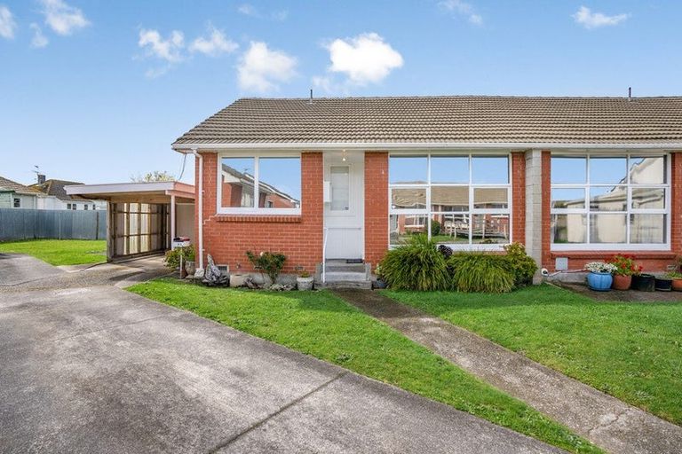 Photo of property in 14a/103 Epuni Street, Epuni, Lower Hutt, 5011