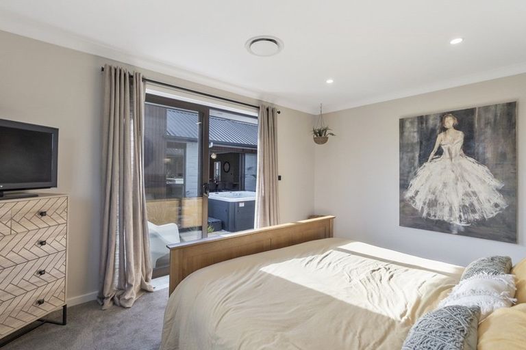 Photo of property in 14 Waireka Road, Rototuna North, Hamilton, 3210