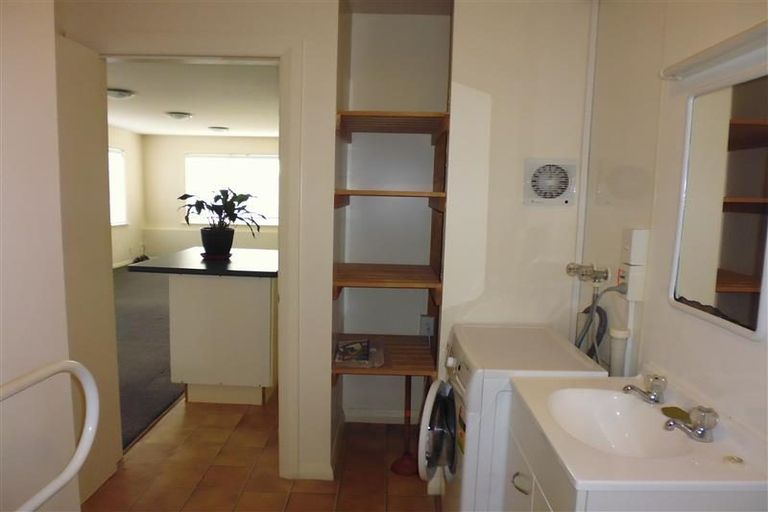 Photo of property in 27 Townsend Road, Miramar, Wellington, 6022