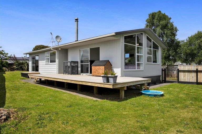 Photo of property in 3 Trimble Place, Bell Block, New Plymouth, 4312