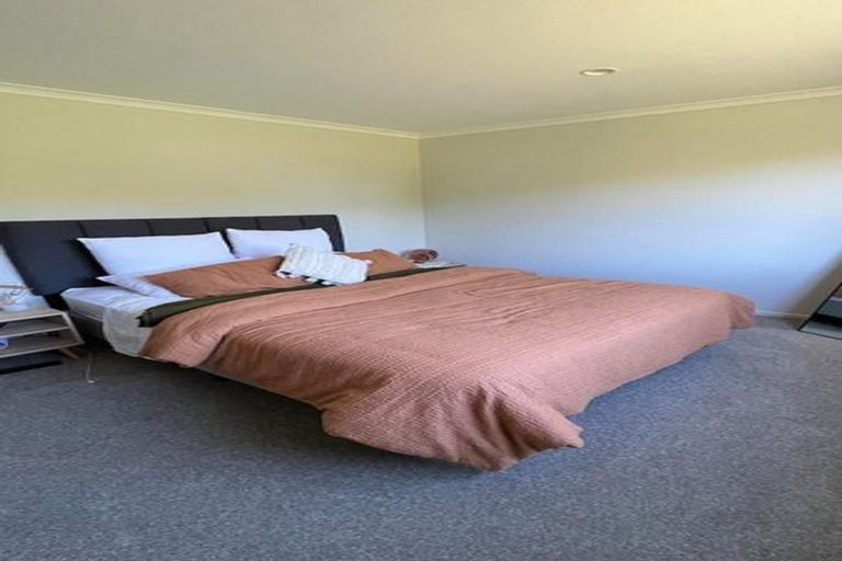 Photo of property in 6 Wrybill Way, Welcome Bay, Tauranga, 3112
