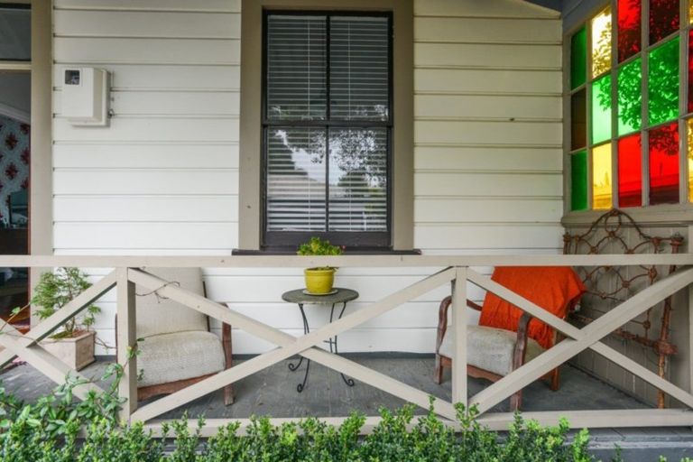 Photo of property in 3 Paradise Road, Napier South, Napier, 4110