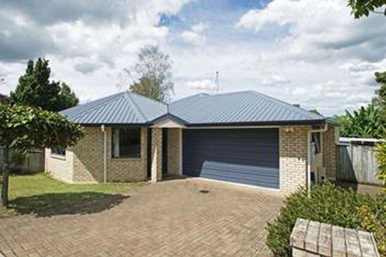 Photo of property in 2 Surrey Lane, Glenview, Hamilton, 3206