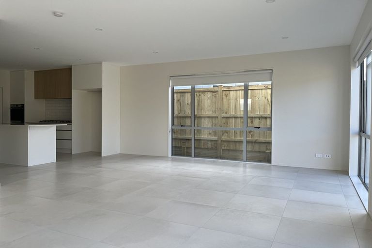 Photo of property in 25 Exmoor Road, Karaka, Papakura, 2113