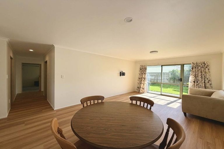Photo of property in 21 Clemow Road, Fitzroy, New Plymouth, 4312