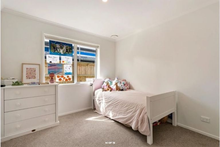 Photo of property in 15 Lincoln Road, Jacks Point, 9371