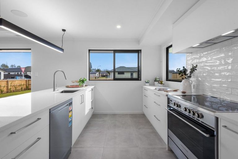 Photo of property in 53 Suffolk Drive, Kirwee, 7571