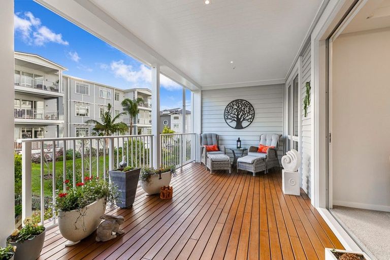 Photo of property in 237 Hibiscus Drive, Orewa, 0931