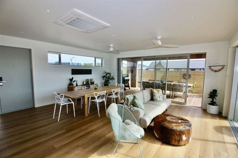 Photo of property in 16 Ngaroma Crescent, Whitianga, 3510