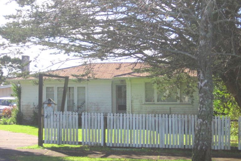 Photo of property in 41 Garelja Road, Henderson, Auckland, 0612