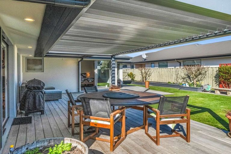 Photo of property in 2 Awa Place, Rangiora, 7400