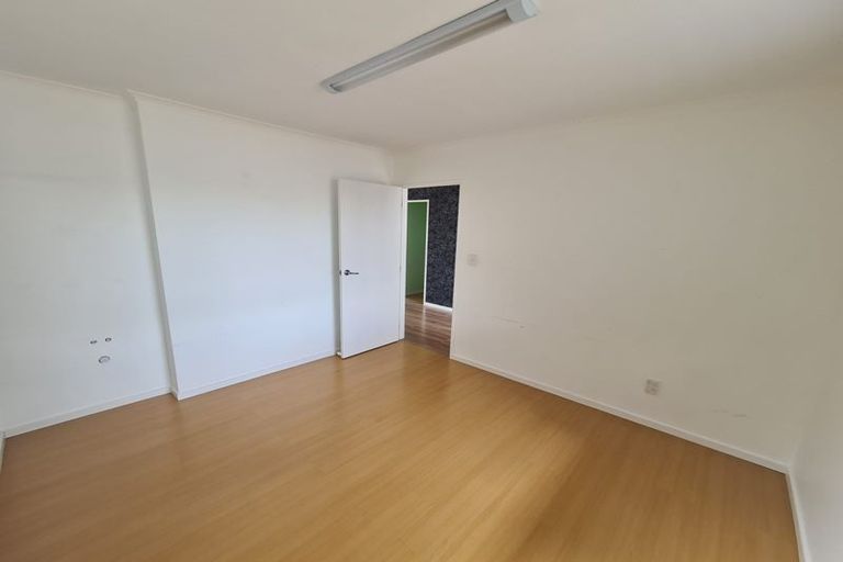 Photo of property in 42 Kapiti Road, Paraparaumu, 5032