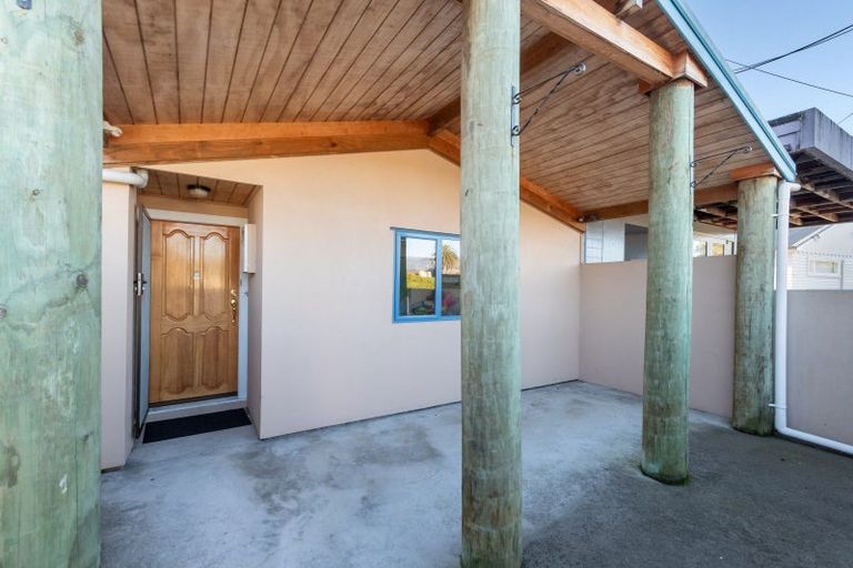 Photo of property in 100 Mcleod Street, Elderslea, Upper Hutt, 5018