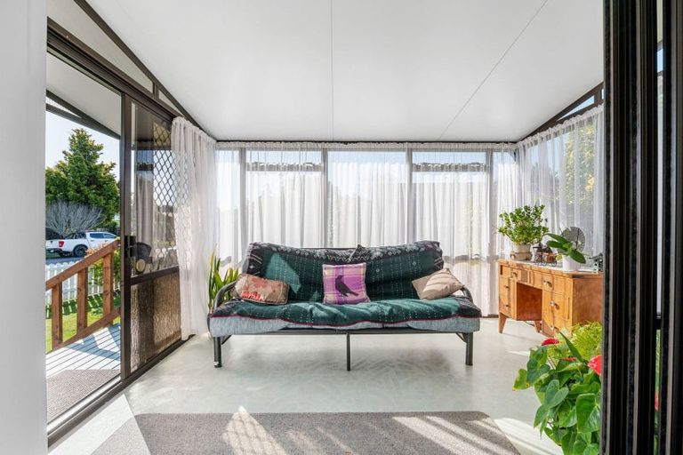 Photo of property in 17 Hibiscus Avenue, Hamilton Lake, Hamilton, 3204