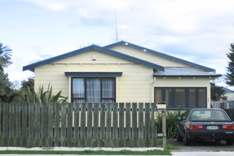 Photo of property in 1/708 Whitehead Road, Saint Leonards, Hastings, 4120