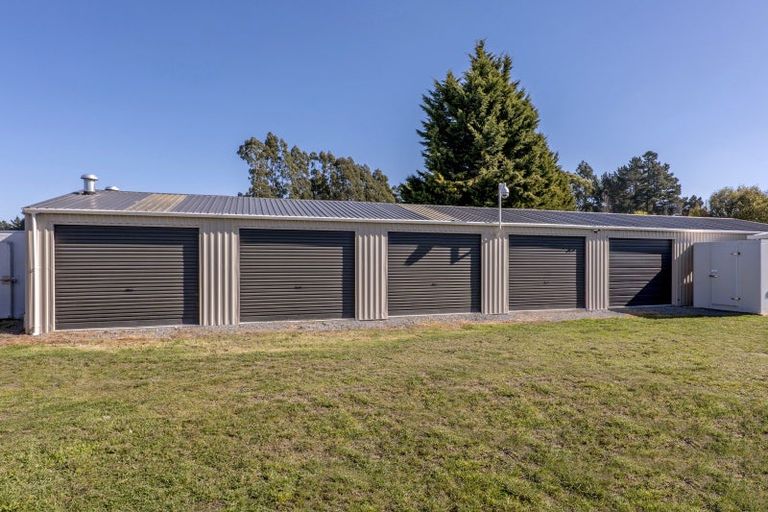 Photo of property in 915 Weedons Ross Road, West Melton, Christchurch, 7671