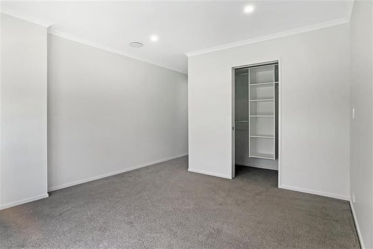 Photo of property in 92 Te Napi Drive, Takanini, 2112