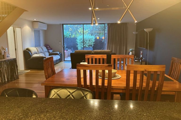 Photo of property in 9c Champion Street, Edgeware, Christchurch, 8013