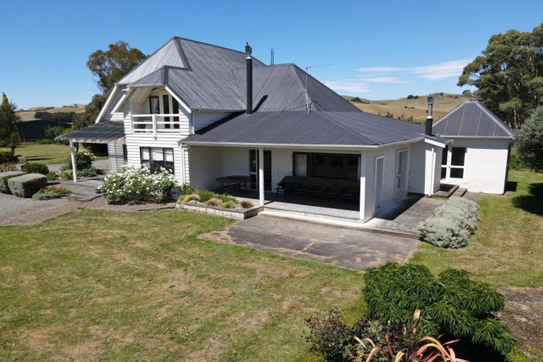 Photo of property in 66 Hamilton Road, Dannevirke, 4976