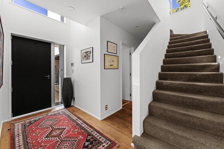 Photo of property in 35b Holly Road, St Albans, Christchurch, 8014