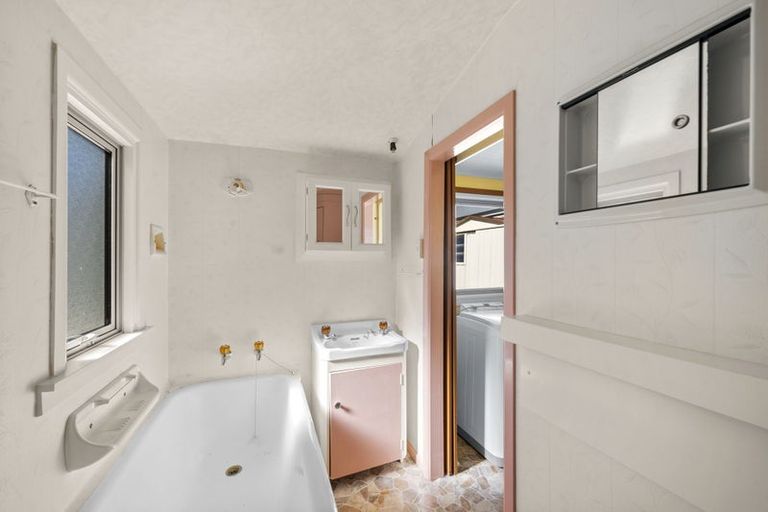 Photo of property in 53 Blake Street, New Brighton, Christchurch, 8061