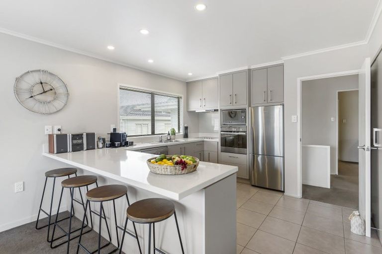 Photo of property in 15 Quebec Road, Milford, Auckland, 0620