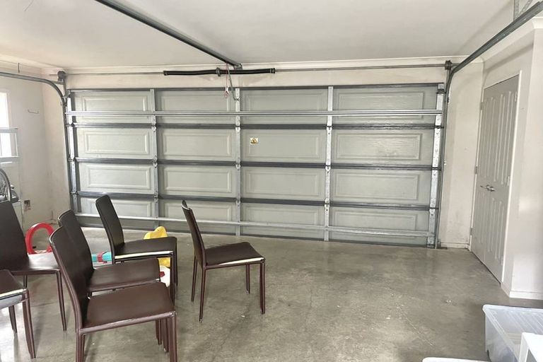 Photo of property in 71 Waverton Terrace, Churton Park, Wellington, 6037