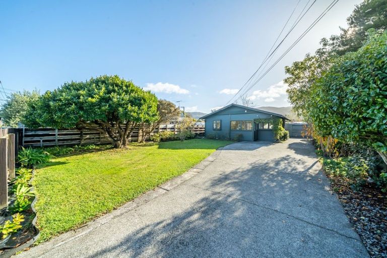 Photo of property in 53 Palmer Crescent, Silverstream, Upper Hutt, 5019