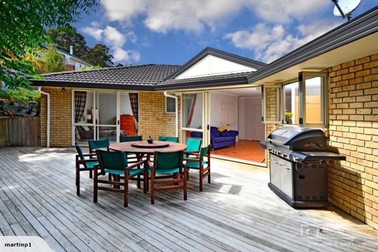 Photo of property in 7 Helen Ryburn Place, Torbay, Auckland, 0630