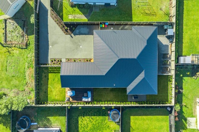 Photo of property in 6 Maleny Lane, Rolleston, 7615