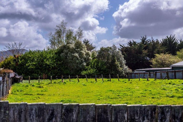 Photo of property in 37 Grey Street, Woodville, 4920
