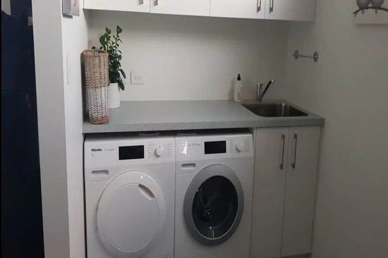 Photo of property in 144a Charles Street, Westshore, Napier, 4110