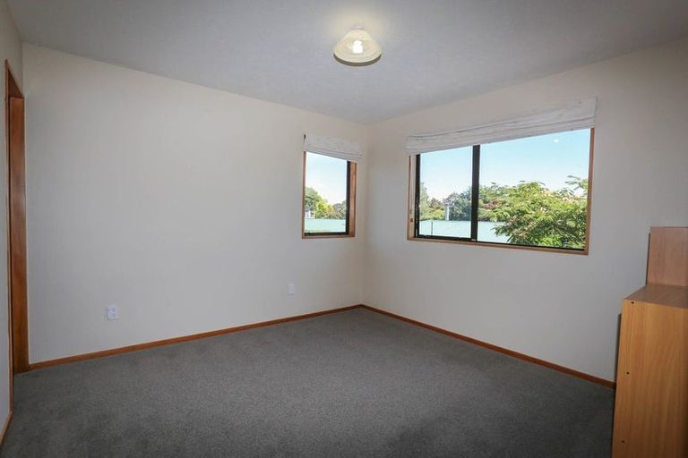 Photo of property in 8a Konini Street, Riccarton, Christchurch, 8041