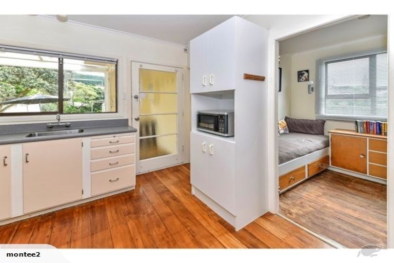 Photo of property in 97 Maunsell Road, Port Waikato, Tuakau, 2695