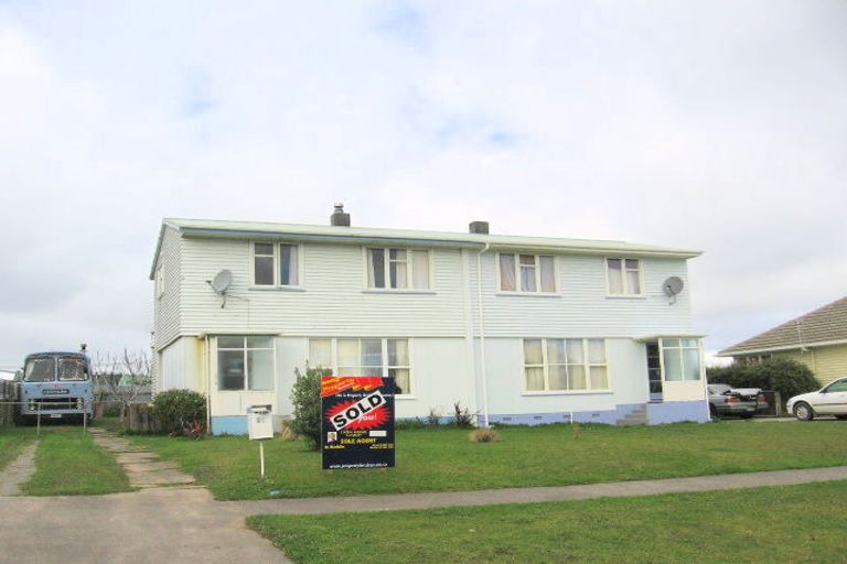 Photo of property in 21 Mccorkindale Street, Feilding, 4702